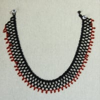 E016 ビーズ・ネックレス　　長さ36.2 cm