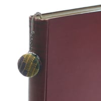 G683 ボンボンつきブックマーク 10.5cm