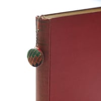 G687 ボンボンつきブックマーク 10.5cm