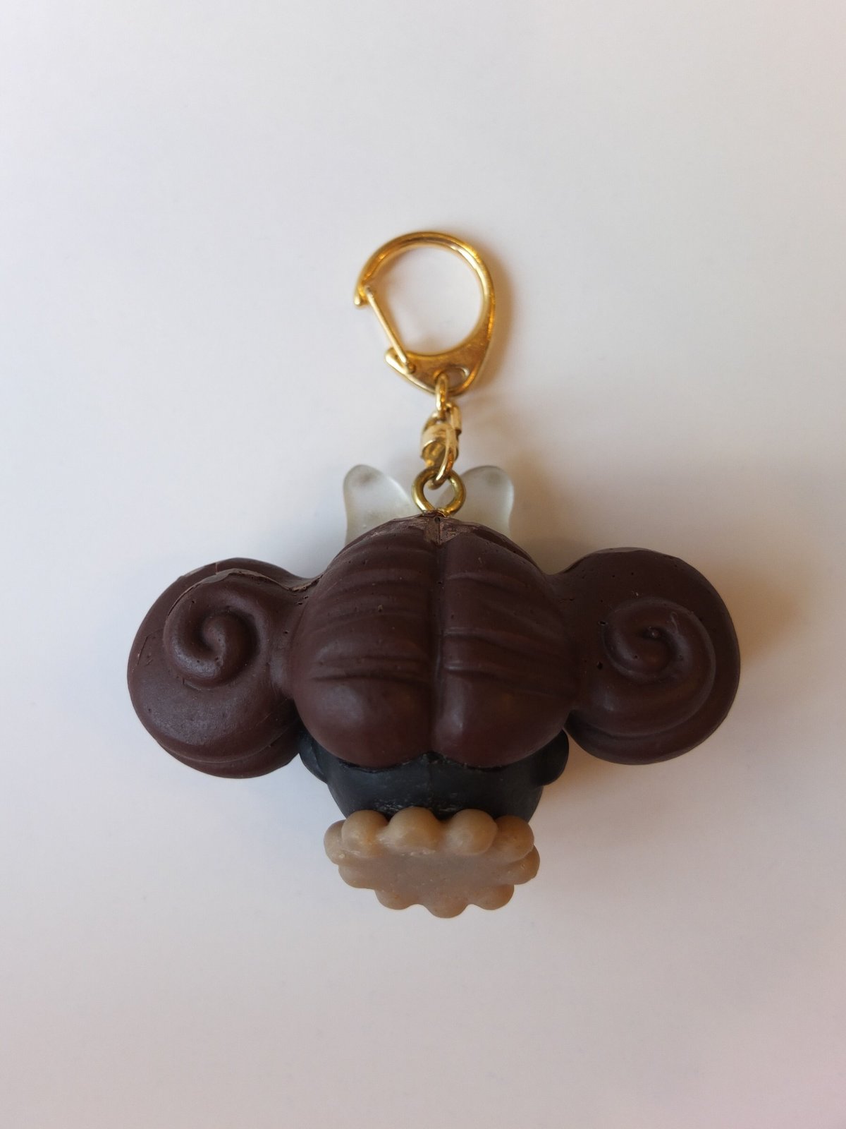 マグマコモキーホルダー | melmelmeelme store