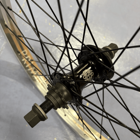 ODYSSEY C-5 + PRIMO VS RIM WHEEL