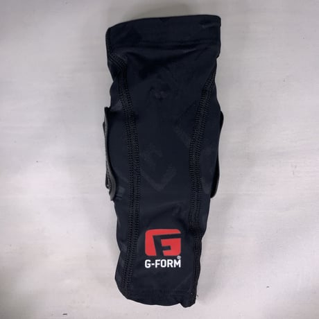 G-FORM PRO-X2 エルボーパッド キッズ