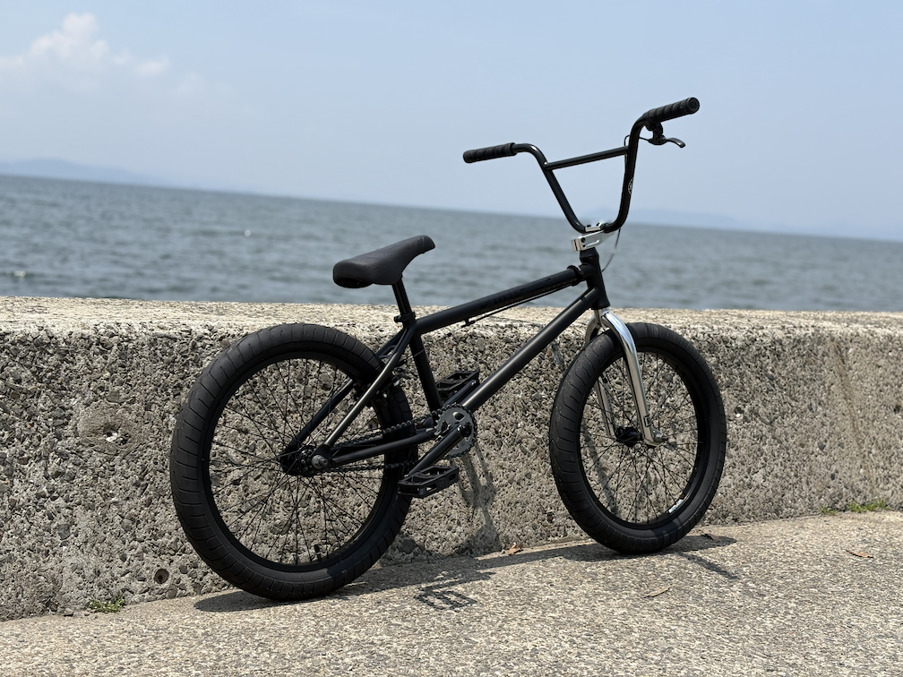 LAUNCH 20.25 Matte Midnight Black KINK | CRANK