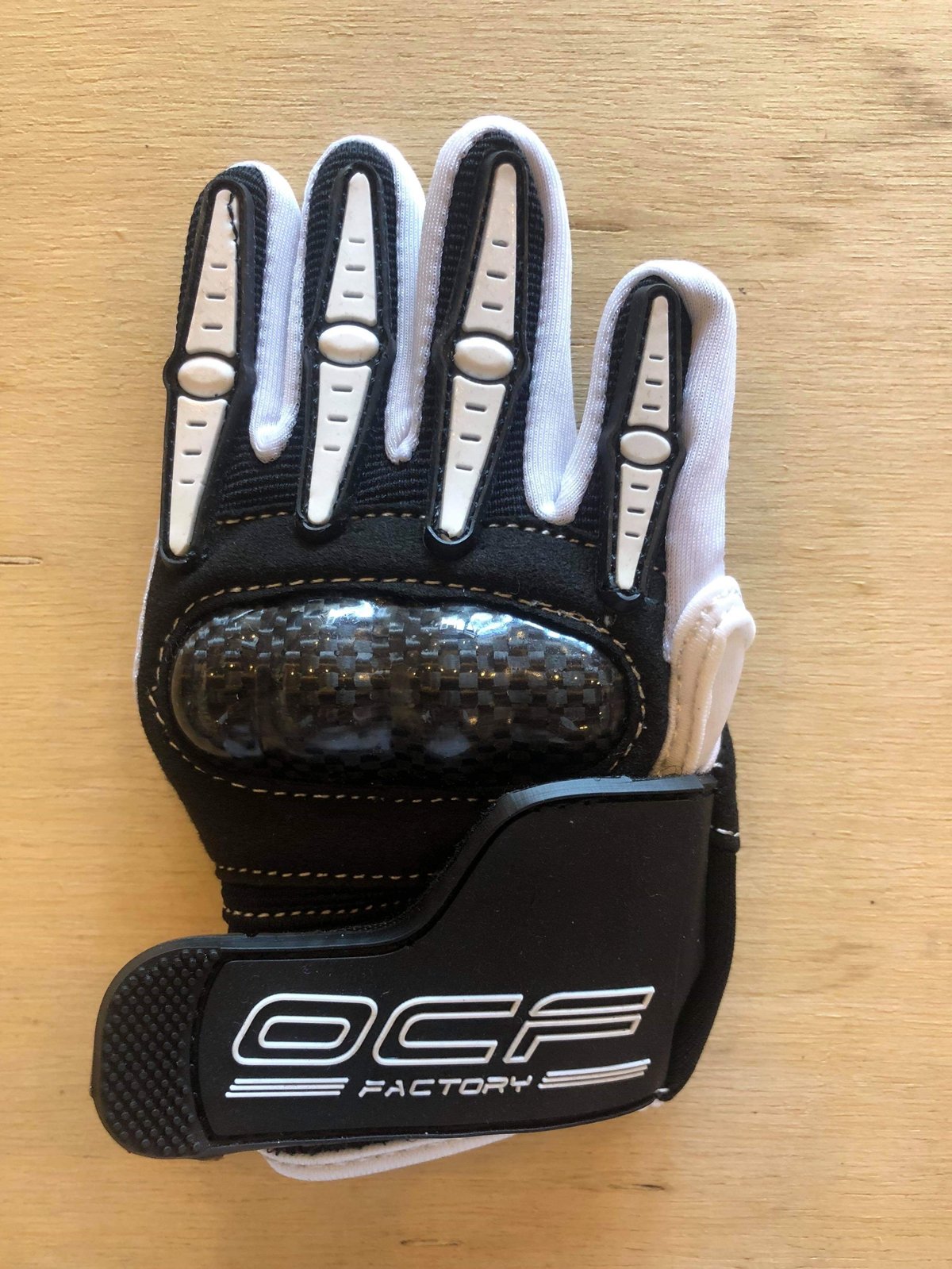 レザー スケルトンデザイン グローブ 楽天市場】日本未発売!米国直輸入!セール価格! ホットレザー