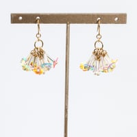 バイカラーフリルピアス/イヤリング(フラワー×シルバー)(MN230031-10)