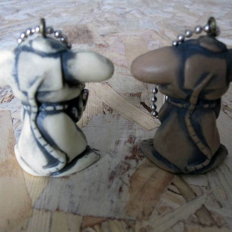 Beckoning Rat KEYCHAIN