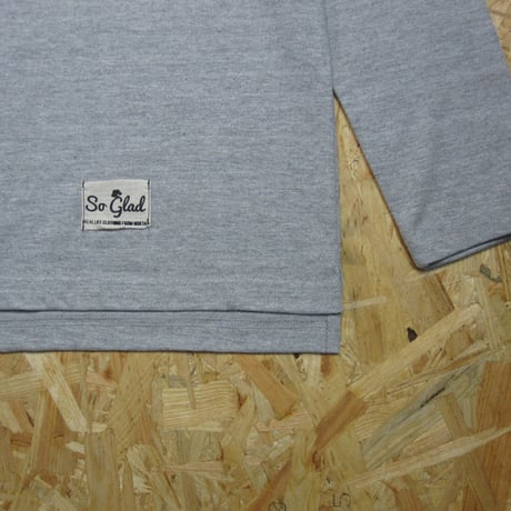 So Glad  L/S Pocket TEE Gray