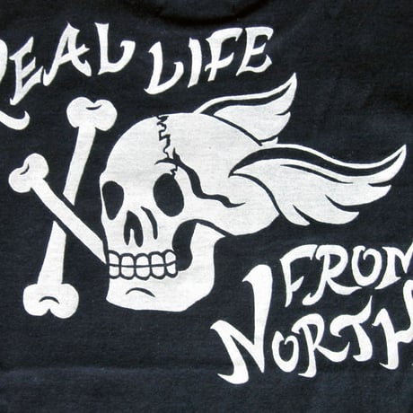 REAL LIFE SKULL TEE