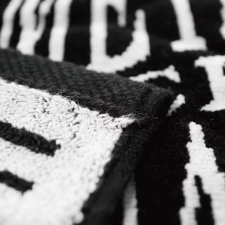 METALIZE towel
