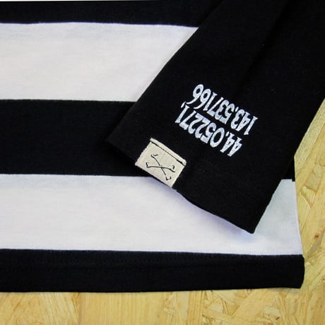 Slave Border L/S TEE B