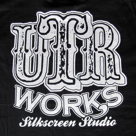 U.T.R.works LOGO TEE