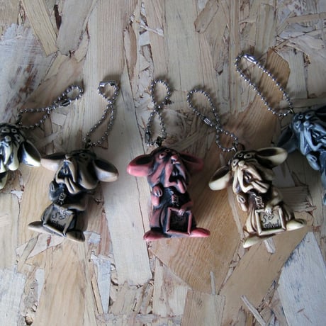 Beckoning Rat KEYCHAIN