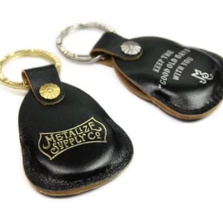 Retro style leather case Keychain