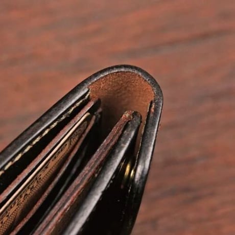 METALIZE brass tag short leather wallet