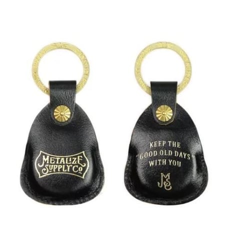 Retro style leather case Keychain