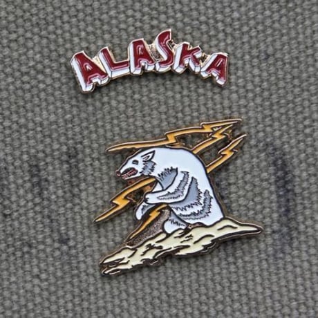 "ALASKA BEAR" Souvenir Pin Set