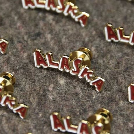 "ALASKA BEAR" Souvenir Pin Set