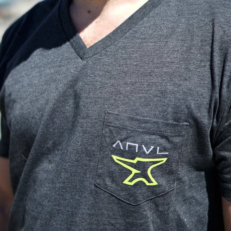 VNECK POCKET T