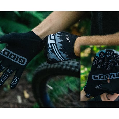 GiddyUp Glove