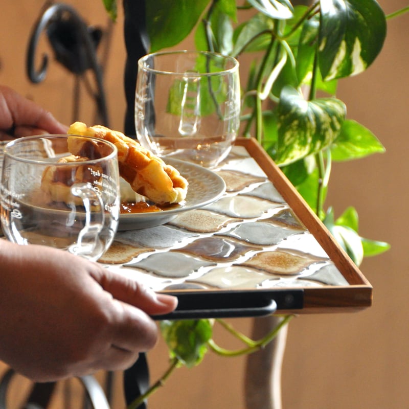 コラベルタイル トレー（キャラメルホワイト） | アイアンクラフト