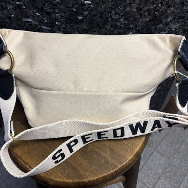 KRAFTY TOKYO別注　THE SPEEDWAY RIDE BAG生成り THE SPEEDWAY RIDE BAG 生成り | KraftyTokyo