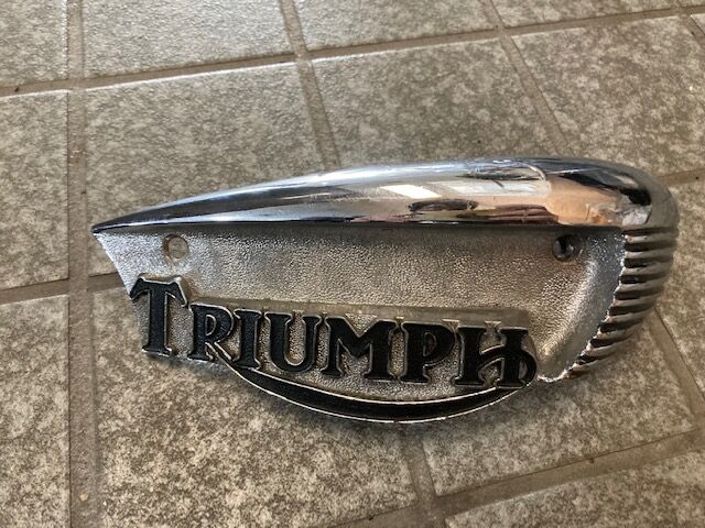 66-'68 TRIUMPH EMBLEM 左右セット『本物』 | KraftyTokyo