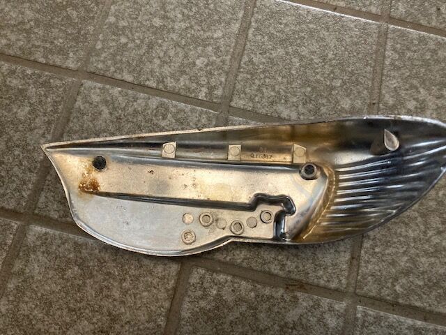 66-'68 TRIUMPH EMBLEM 左右セット『本物』 | KraftyTokyo