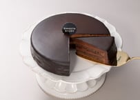 生チョコレートケーキ