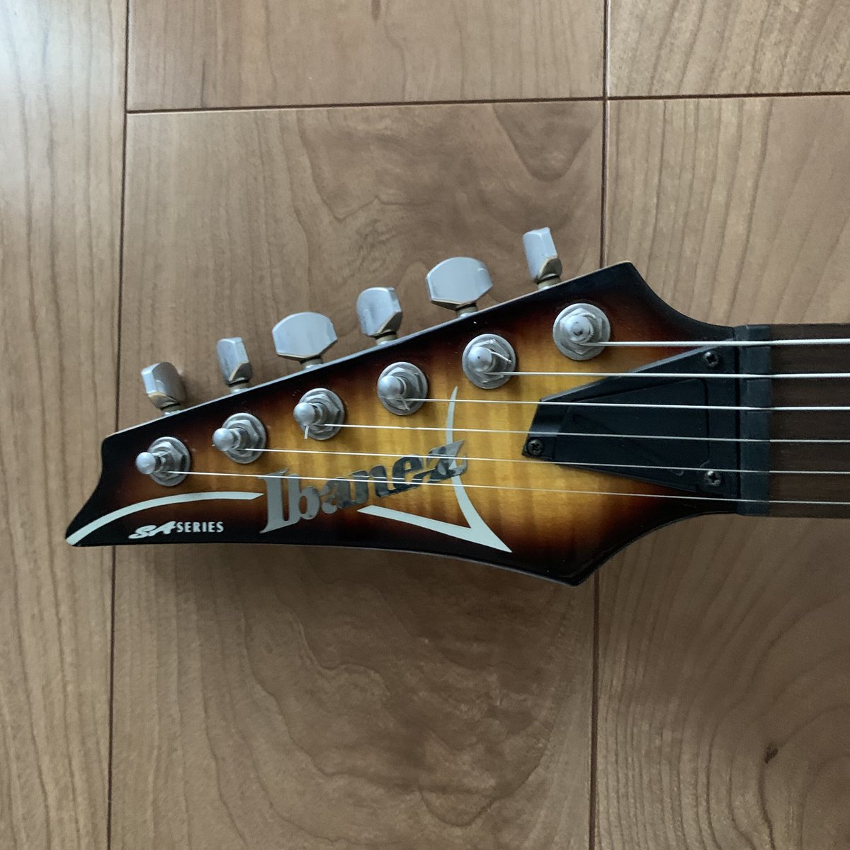 Ibanez アイバニーズ 薄型ギターSRシリーズ レフティ 左用