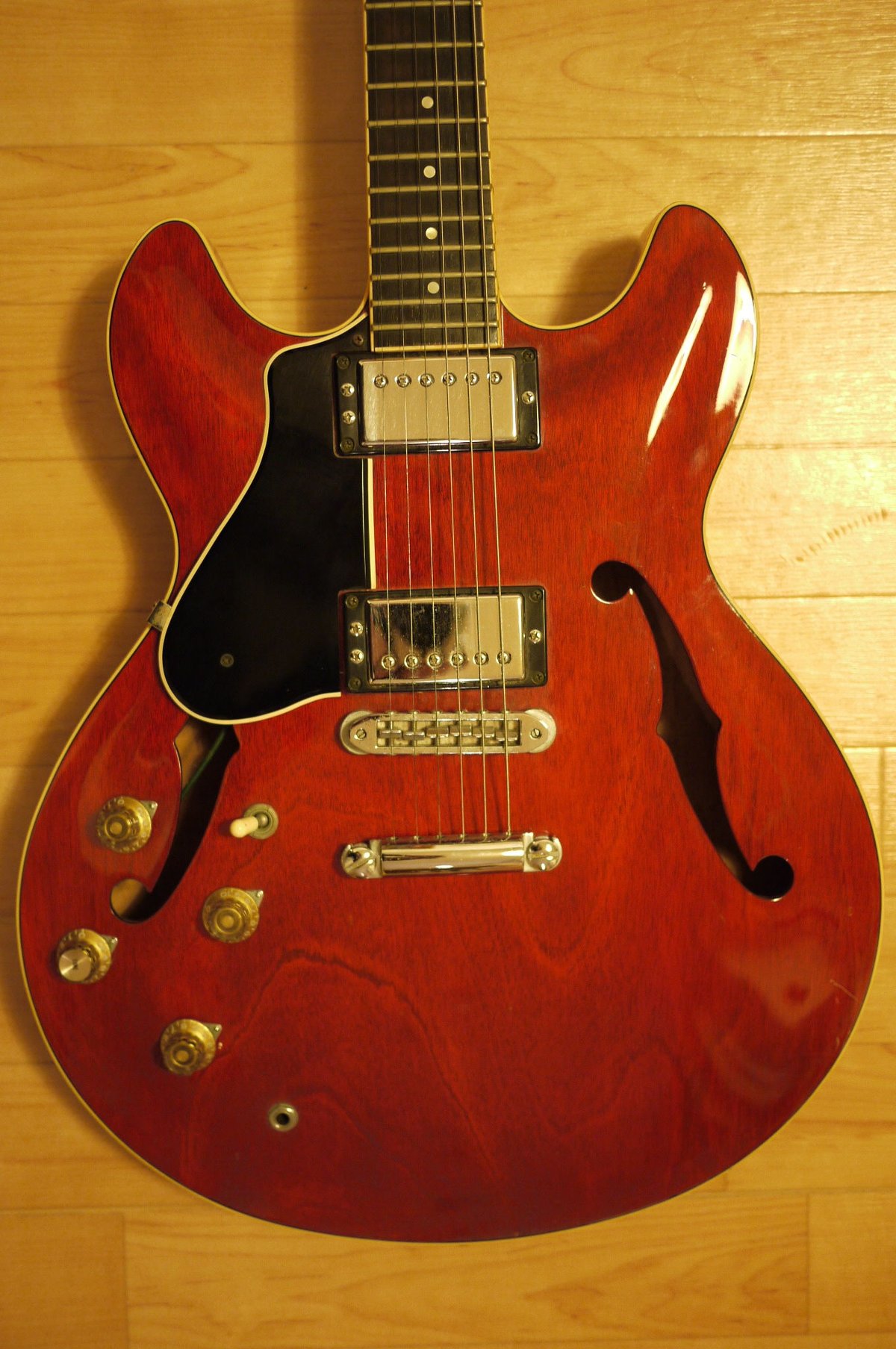 SOLD OUT- YAMAHA SA1000 セミアコ | レフティ福田 中古レフティギ