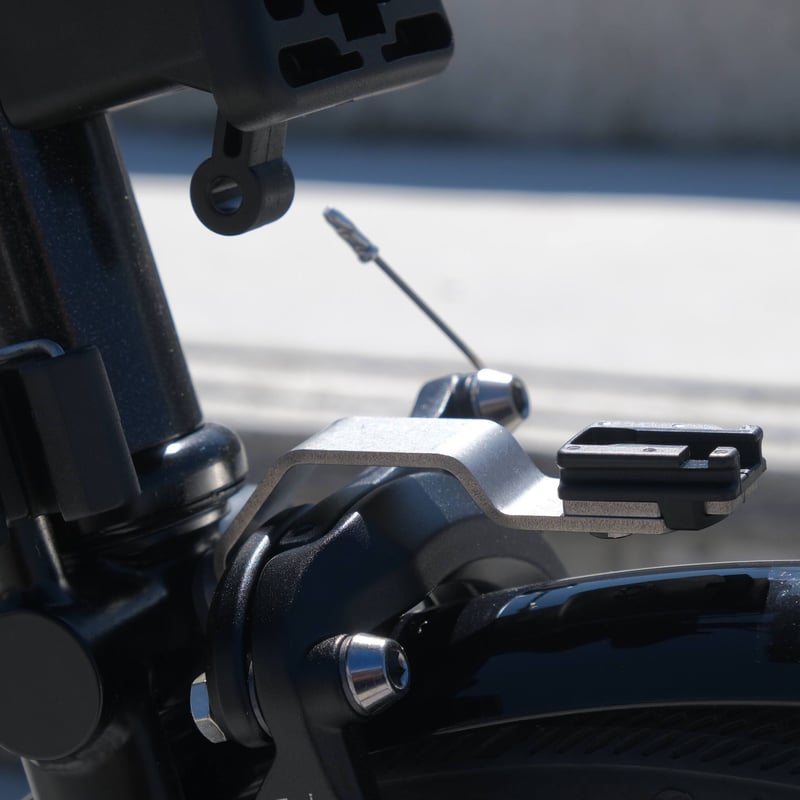 MINOURA BROMPTON用フロントライトステー（Cateye ライトステー付き