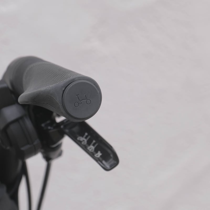 廃盤品　*PDW* whiskey ergo　グリップ　黒レザー　ブロンプトン 廃盤品 *PDW* whiskey ergo グリップ 黒レザー ブロンプトン