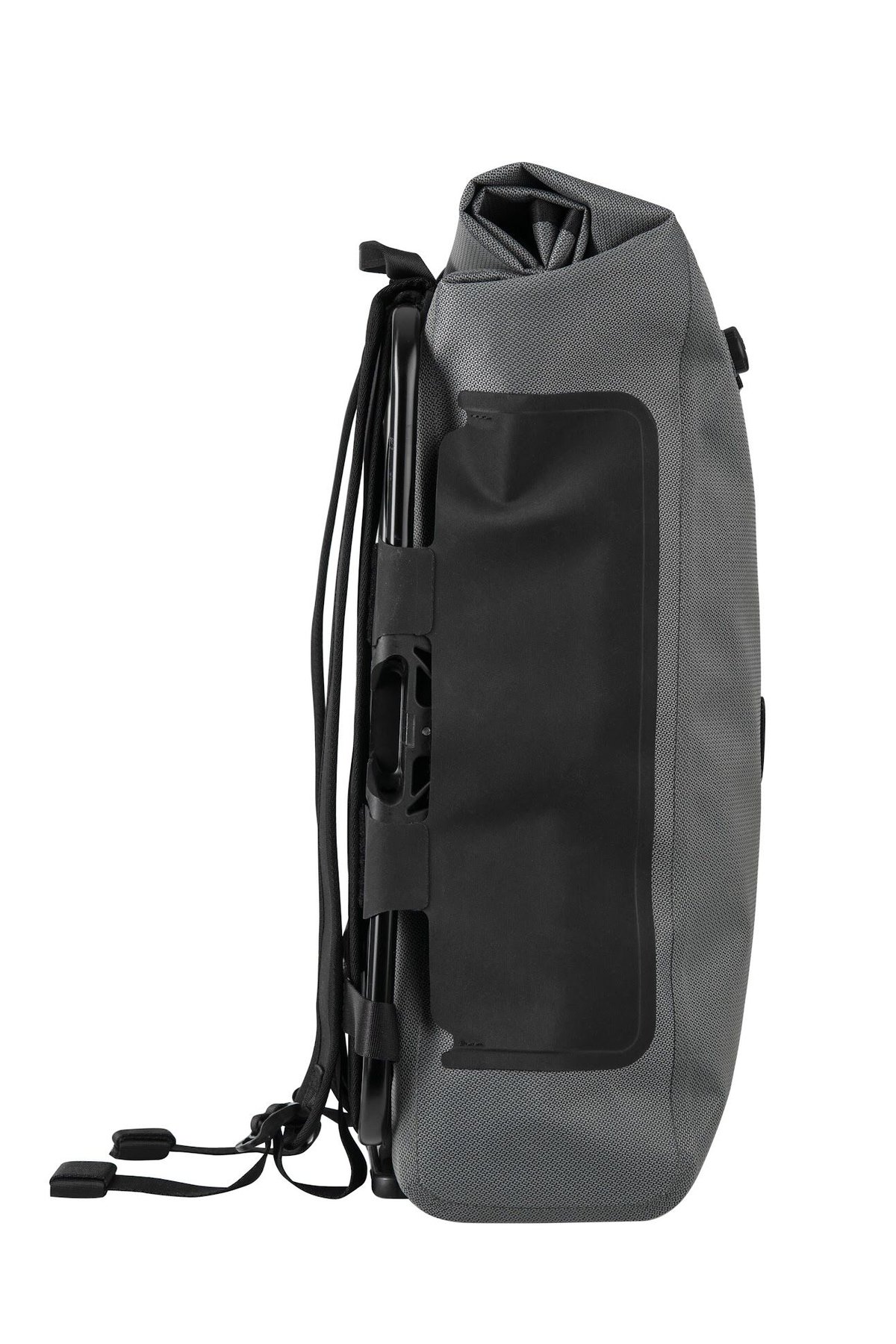 Brompton x Bear Grylls Waterproof Backpack(フロント Brompton x Bear Grylls Waterproof Backpack(フロント