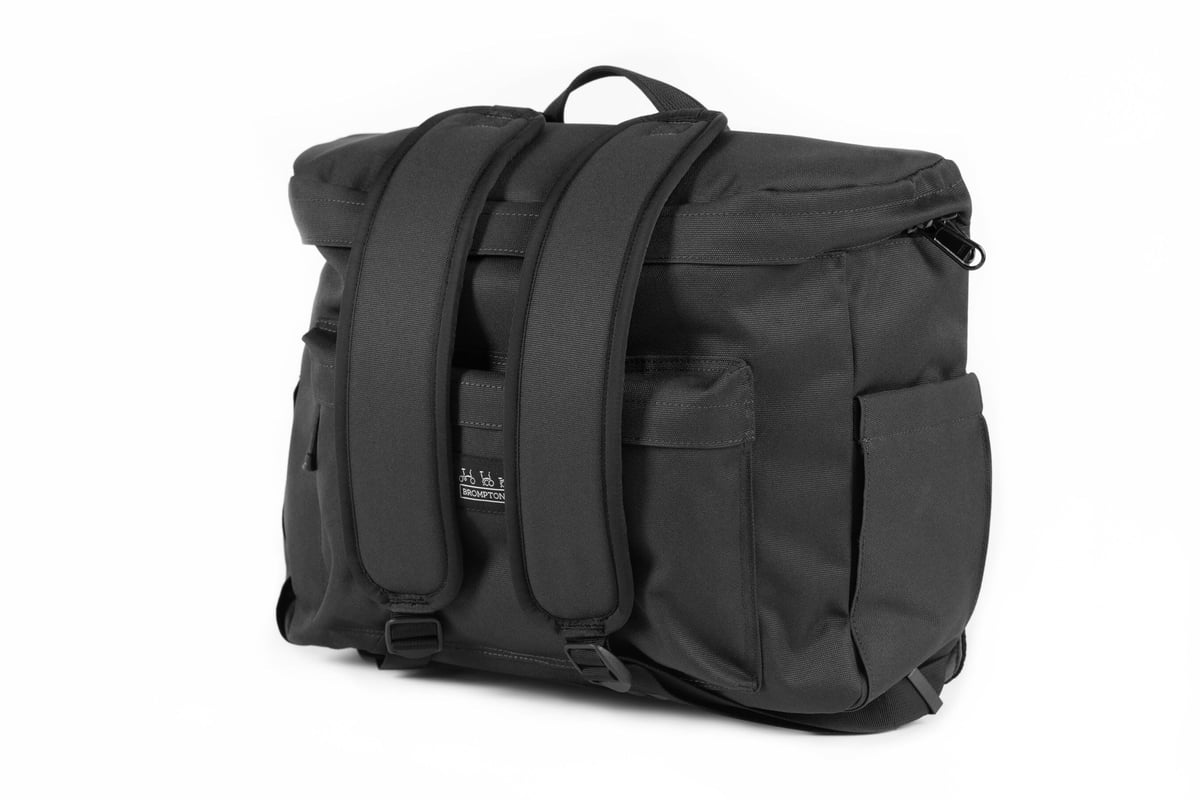 BROMPTON Metro Backpack Medium in Black（Backpac...