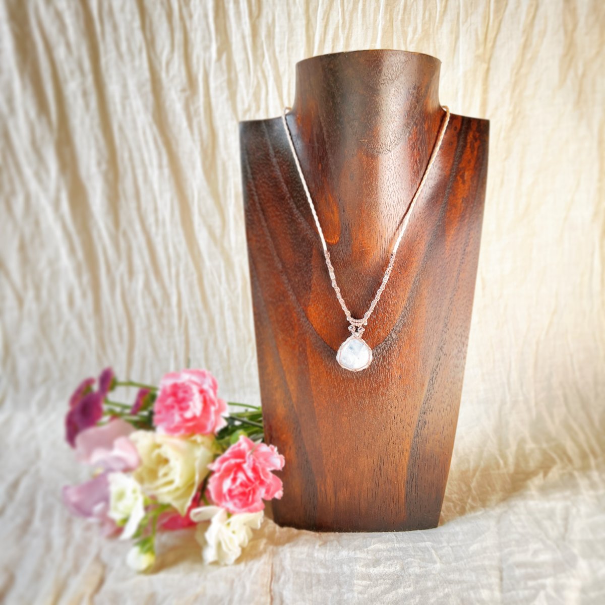 送料無料】ムーンストーンのマクラメネックレス 〜風月〜 | Natupla