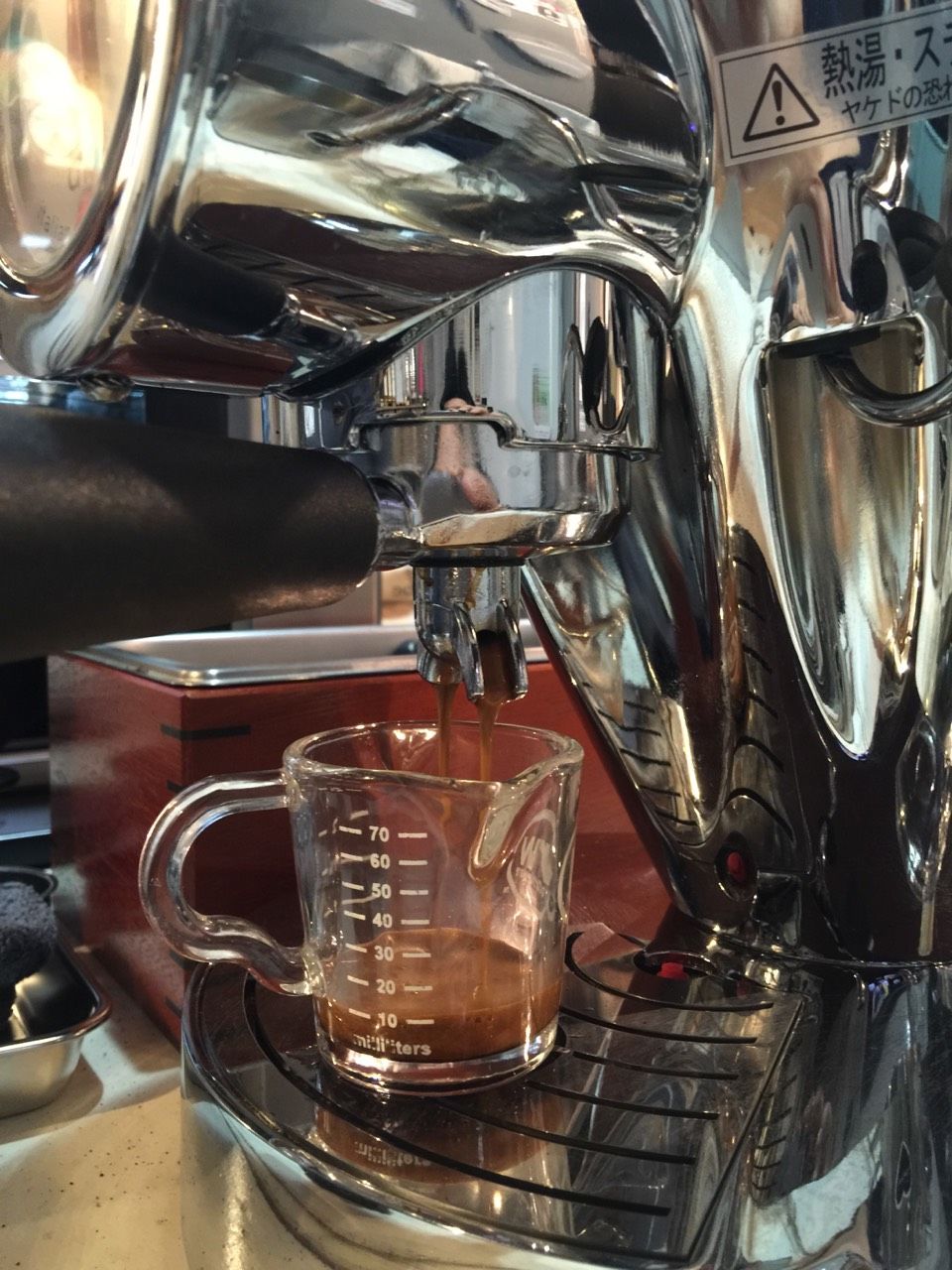 イタリア製BUGATTI diva エスプレッソマシン シルバー Amazon.co.jp: BUGATTI ITALY DIVA ESPRESSO MACHINE CHROME 15-DIVACR