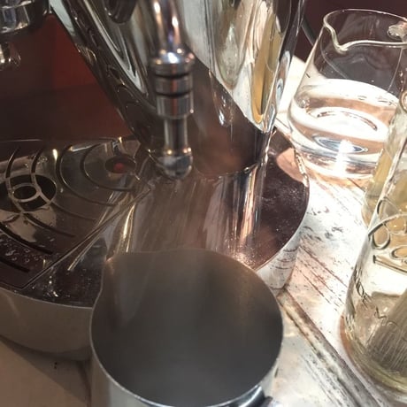 BUGATTI HOME USE ESPRESSO MACHINE（RED）ブガッティ 家庭用エスプレッソマシン（レッド）