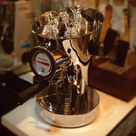 BUGATTI HOME USE ESPRESSO MACHINE（CHROME）/ ブガッティ 家庭用エスプレッソマシン（クローム））