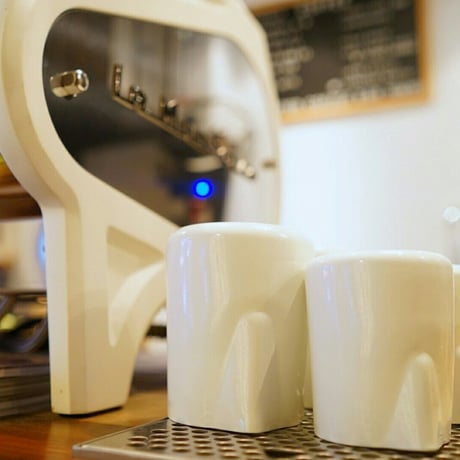Revolution Stainless Steel Steaming Pitcher 12 oz【WHITE】/レボリューション ステンレスミルクピッチャー12oz 【ホワイト】