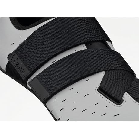 fi'zi:k ( フィジーク ) ビンディングシューズ X4 TERRA POWERSTRAP ( X4 テラ パワーストラップ ) グレー/ブラック 37 ( 23.7cm )