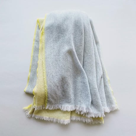 カシミヤのスリットストール
