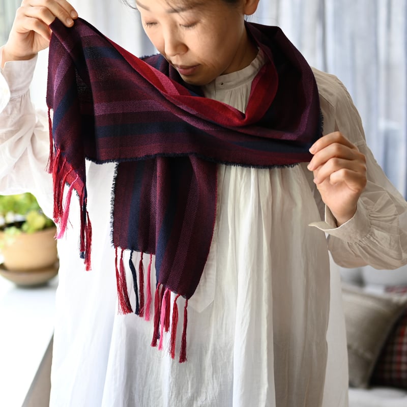 シルクウールサテンストール | COOVA ONLINE SHOP シルクウールサテンストール | COOVA ONLINE SHOP