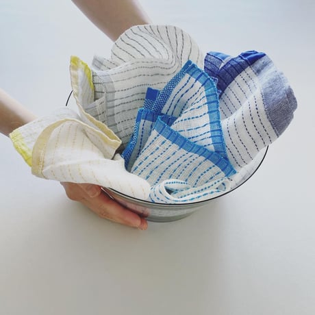 刺子織りのクロス  薄