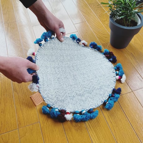 COOVAⒸ トライバルラグ [Φ35cm] タッセル付