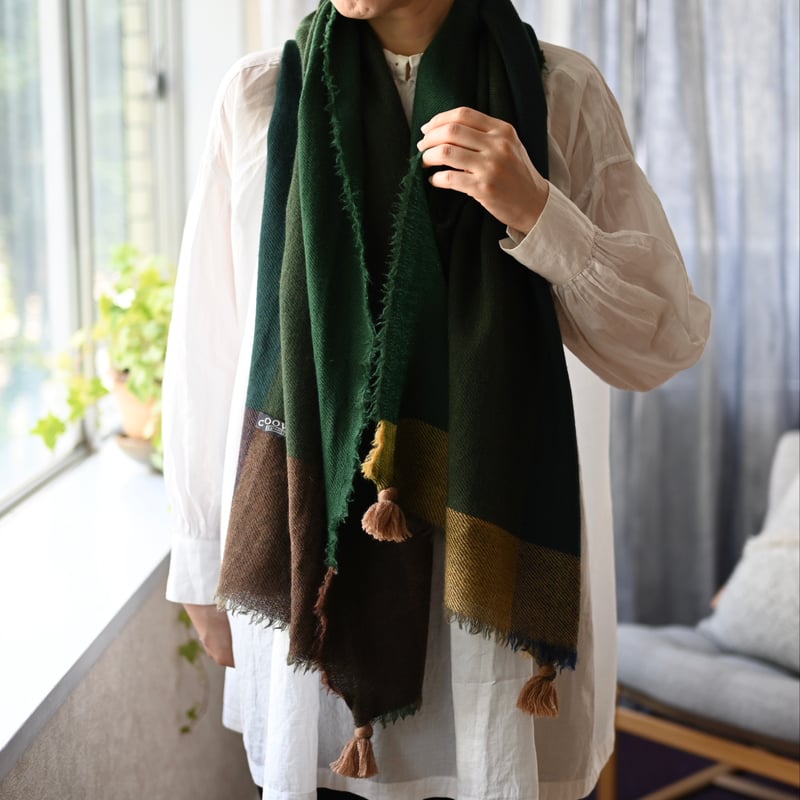 Wool Chambray Tassel Stole | COOVA ONLINE SHOP