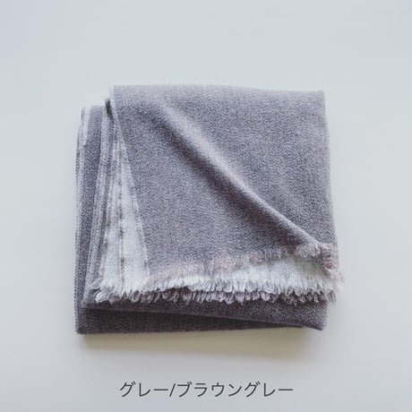 カシミヤのスリットストール