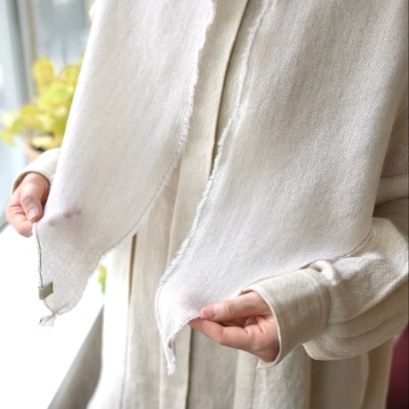 【NEW COLOR】Cashmere-Wool Triangle Stole