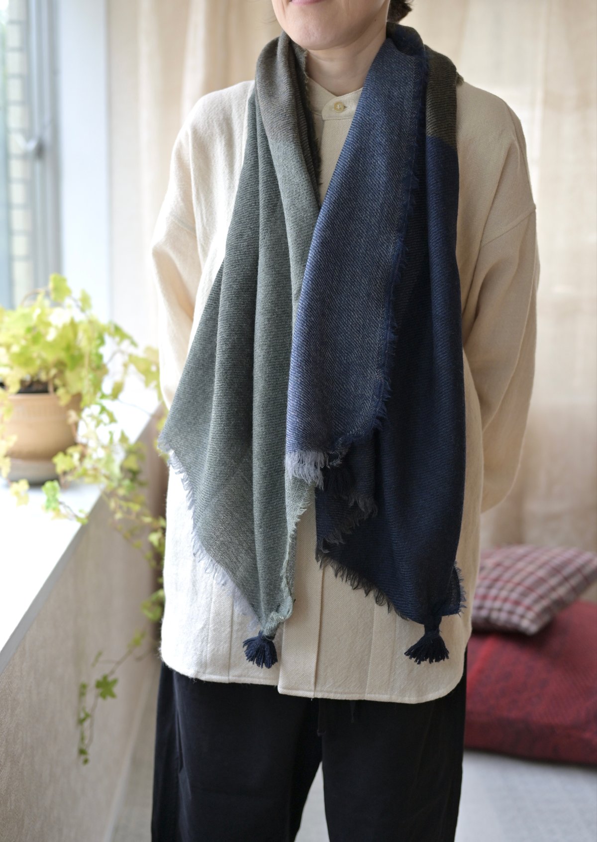 NEW】 Wool Chambray Tassel Stole | COOVA ONLINE