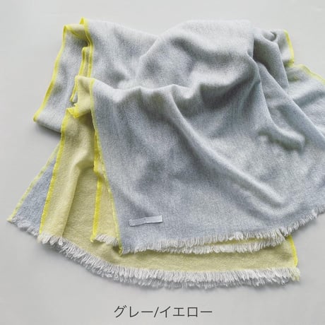 カシミヤのスリットストール