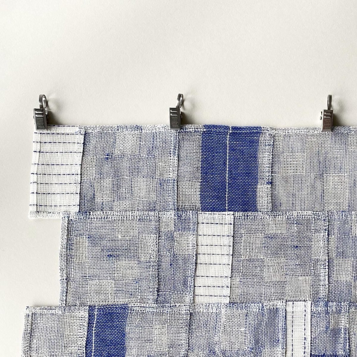 クリップカーテン作品見本  ホヌ柄 ハンドメイド☆くるみの森 クリップカーテン作品見本 ホヌ柄 ハンドメイドくるみの森